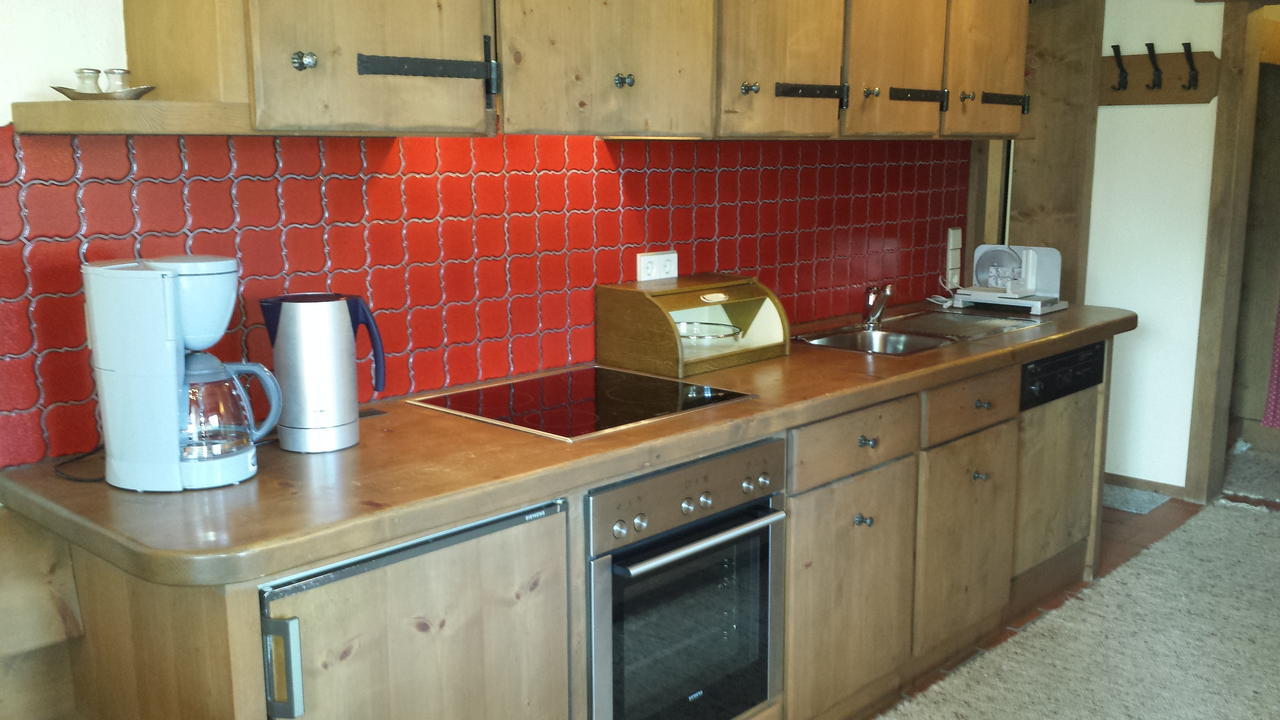 Haus Salzburg Apartment Seefeld in Tirol Bilik gambar